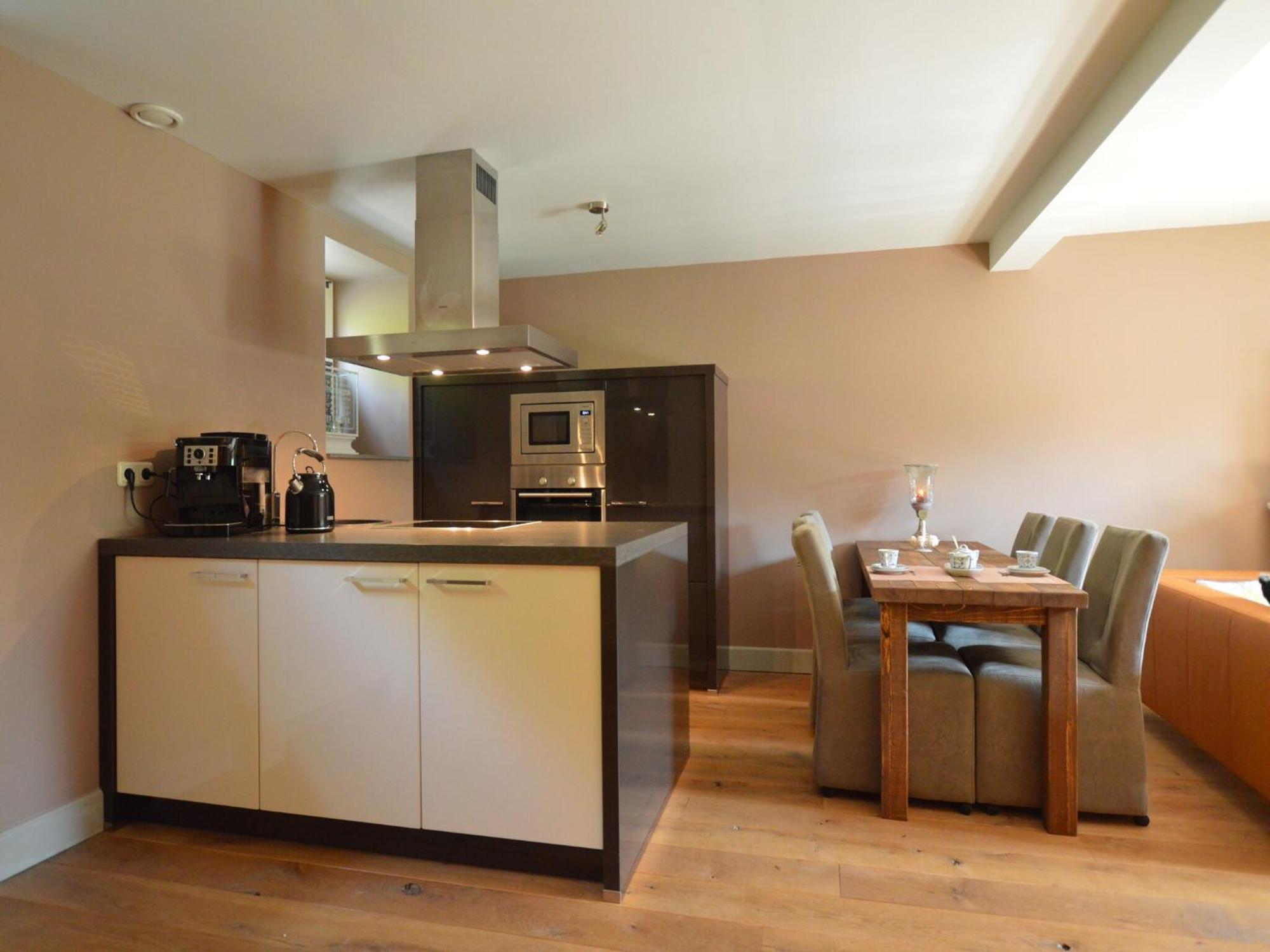 Stunning Holiday Home Near Forest In Slenaken Exterior photo